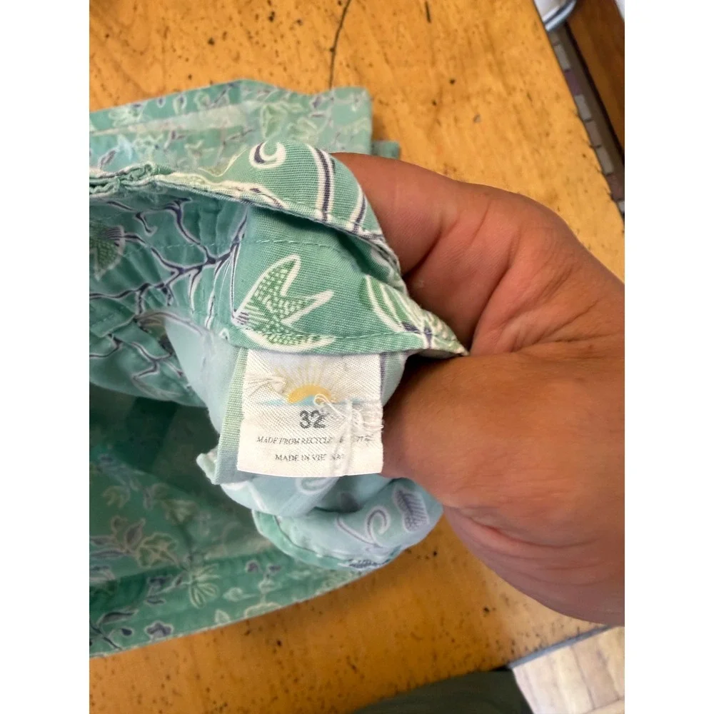 Faherty Brand Board Shorts Size 32 Teal Floral Print Swim Trunks Recycled Fabric